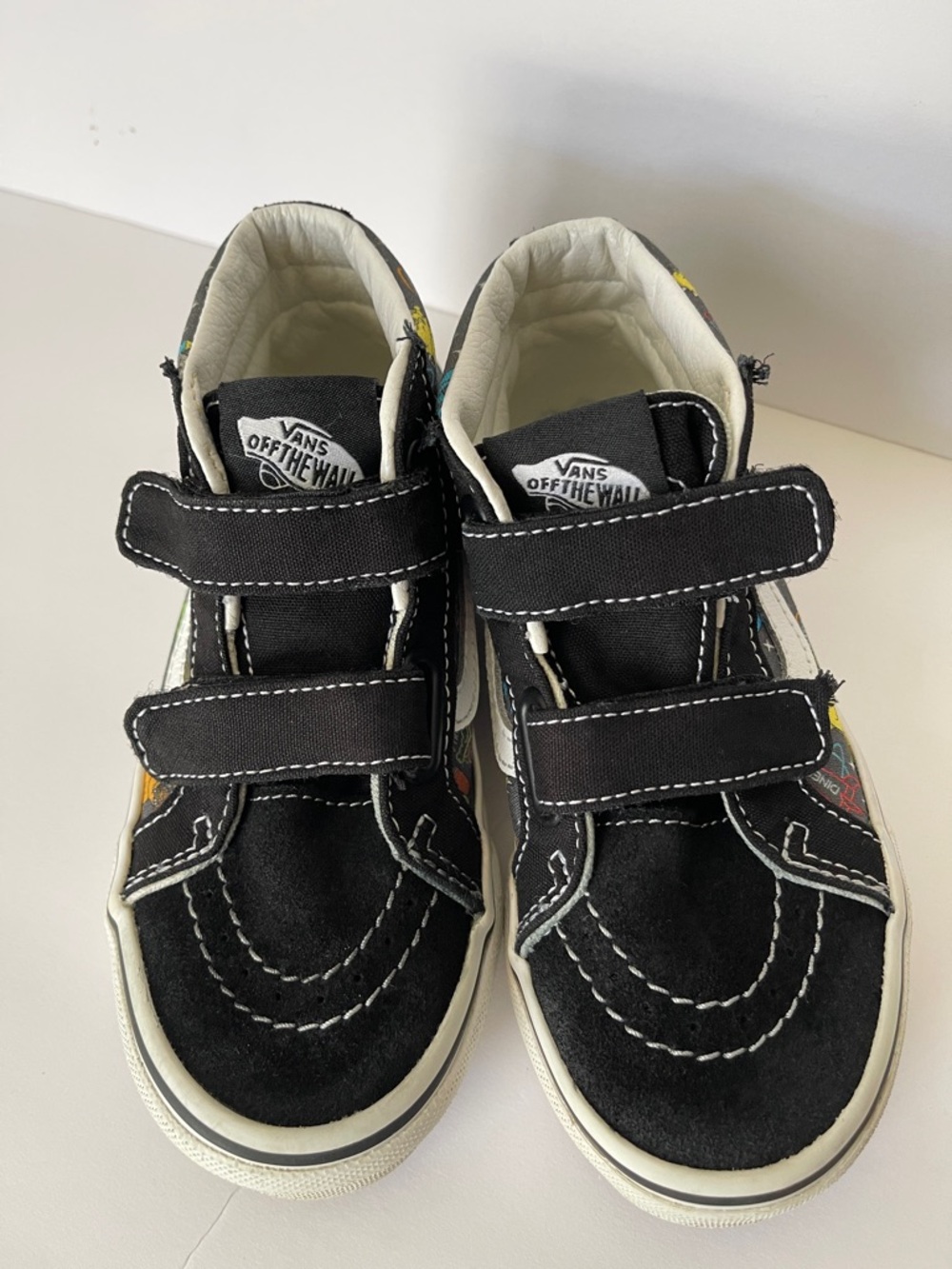 Vans high top dinosaur print sneakers 13 - Picture 3 of 7